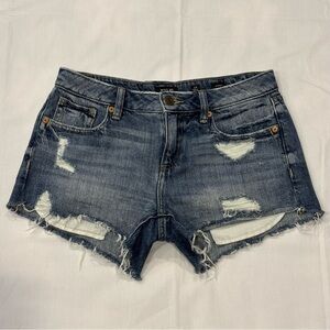 Miss Me Low Rise Distressed Cutoff Short Shorts Clean Back Size 25 Medium Wash